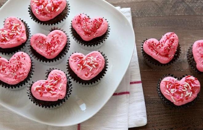 /2cf5ef58-cupcake-hearts_13988621558309233912.jpg